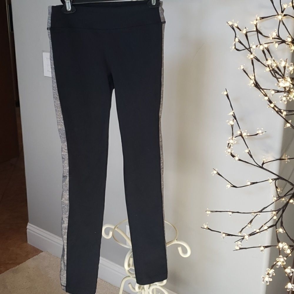 90 Degree Leggings Size S
